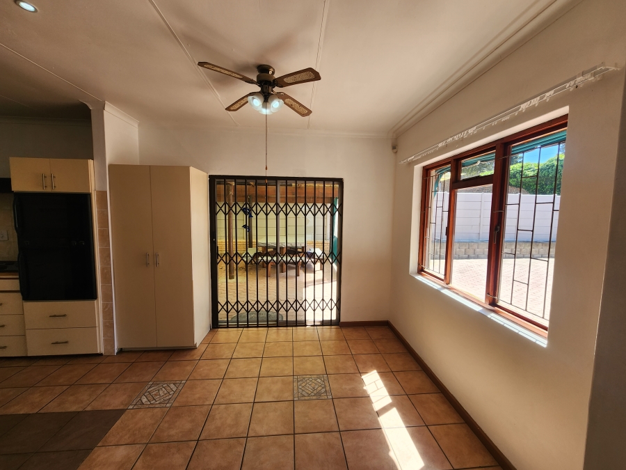 4 Bedroom Property for Sale in Dana Bay Western Cape